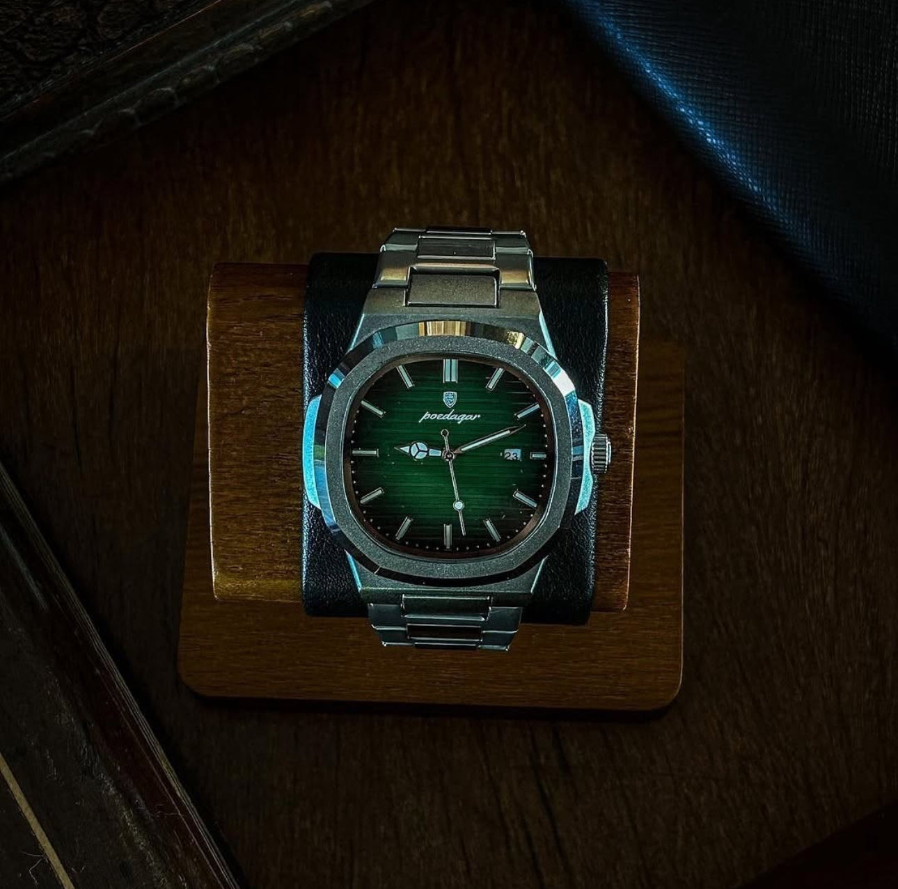 Poedagar Watch - Emerald Green